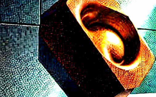Thirty-Four Thousand Coins and a Broken Season: Dissecting Bitcoin's October Trap Thirty-Four Thousand Coins and a Broken Season: Dissecting Bitcoin's October Trap